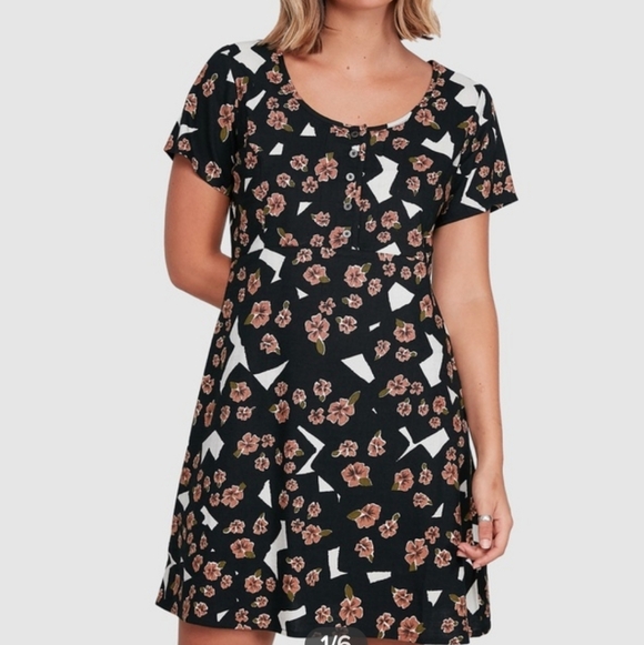 RVCA Black Floral Mini Dress Size Small - Picture 4 of 12